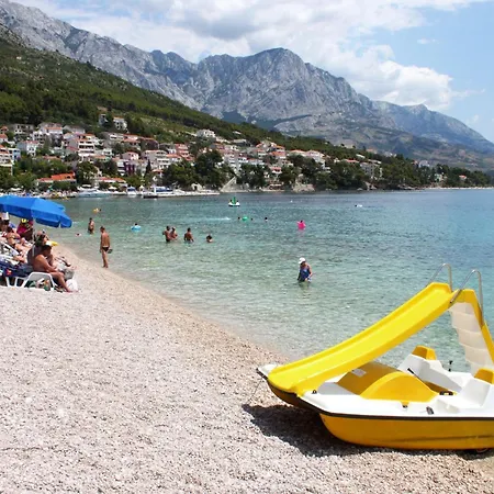 Apartments And Rooms With Parking Space Brela, Makarska - 2717
